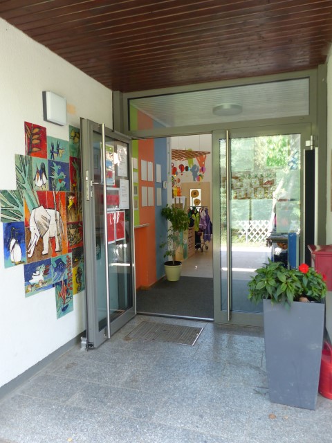 (c) Kindergarten Schalkhausen